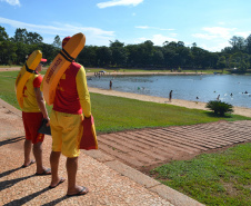 Atuação dos guarda-vidas na Costa Oeste aumenta a prevenção e diminui afogamentos durante a temporada de verão