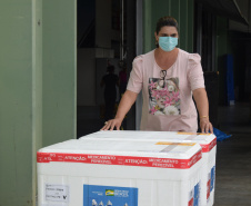 Sesa abastece Regionais com 820 mil vacinas contra a Covid-19 e 754 mil unidades de Tamiflu