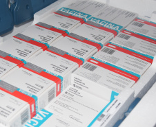 Mais de 500 mil vacinas para dose de reforço chegam ao Paraná