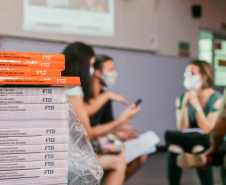 Colégios estaduais fazem preparativos finais para começar o ano letivo