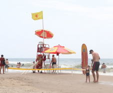 PMPR alerta para a segurança das crianças durante o Carnaval nas praias