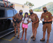  Orientações de segurança são feitas durante campanha educativa “Sou amigo da Polícia Militar” em postos de combustíveis e módulos móveis