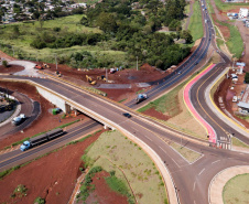 DER/PR libera duas novas alças de viaduto em Cascave