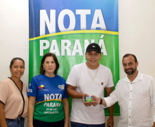 Aos 21 anos, morador de Lobato recebe o prêmio de R$ 1 milhão do Nota Paraná 