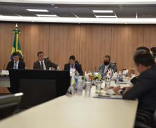 Secretário Marinho participa de reunião com Secretário Nacional de Segurança Pública e CONSESP