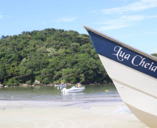  IAT reforça suporte ao turista com orientações e informações sobre a Ilha do Mel no Carnaval 
