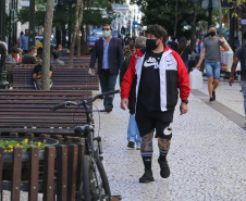 	Governo propõe retirar obrigatoriedade do uso de máscaras em espaços abertos no Paraná