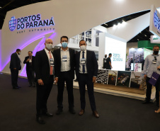 Em feira internacional, governador destaca potenciais e recordes dos portos do Paraná