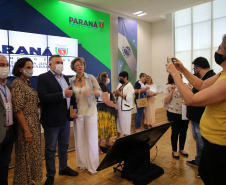 Secretaria de Justiça, Família e Trabalho entrega a primeira carteira do artesanato brasileiro e comemora Dia do Artesanato