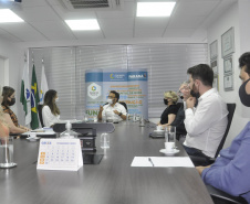 Reuniãop com a prieira dama do estado e presidente do Conselho de Ação Solidária do Paraná, Luciana Saito Massa - 