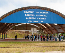  Colégios Cívico-Militares recebem kits finais do uniforme 