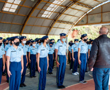  Colégios Cívico-Militares recebem kits finais do uniforme 