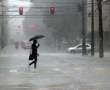 Chuva fica abaixo da média em fevereiro no Paraná, aponta o Simepar