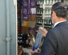 Unicentro e Novatec recebem nova carga de bebidas apreendidas pela Receita Federal