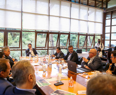 Governador Carlos Massa Ratinho Junior em reunião com presidente do Ibama Eduardo Bim pra tratar do cronograma das audiências publicas da Nova-Ferroeste e parques urbanos - Curitiba, 16/03/2022