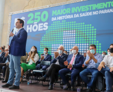 Investimento recorde na Saúde prevê mais de 300 obras e entrega de 744 veículos para municípios do Paraná