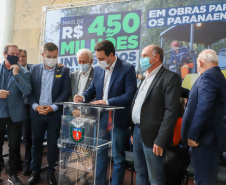 Governador Carlos Massa Ratinho Junior Libera 420 Milhoes para açoes de Desenvolvimento Urbano em quase 300 Municipios do Estado. Foto: Ari Dias/ AEN.