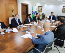 Governador Carlos Massa Ratinho Junior durante reunião com executivos do Grupo Softbank - Curitiba, 22/03/2022