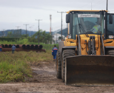 Com 300 vagas abertas, obras na Orla de Matinhos levam emprego à população local