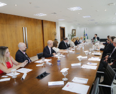 O governador Carlos Massa Ratinho Junior  recebe  nesta quarta-feira (30), no Palácio Iguaçu, Embaixadora do Canadá no Brasil, Jennifer May -  Curitiba, 30/03/2022