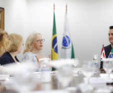 O governador Carlos Massa Ratinho Junior  recebe  nesta quarta-feira (30), no Palácio Iguaçu, Embaixadora do Canadá no Brasil, Jennifer May -  Curitiba, 30/03/2022