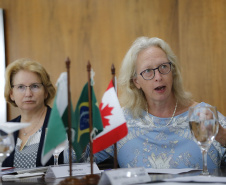 O governador Carlos Massa Ratinho Junior  recebe  nesta quarta-feira (30), no Palácio Iguaçu, Embaixadora do Canadá no Brasil, Jennifer May -  Curitiba, 30/03/2022