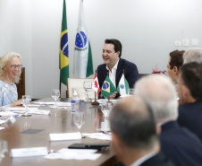 O governador Carlos Massa Ratinho Junior  recebe  nesta quarta-feira (30), no Palácio Iguaçu, Embaixadora do Canadá no Brasil, Jennifer May -  Curitiba, 30/03/2022