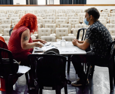 Agência do Trabalhador da Cultura selecionou 90% da equipe técnica do Festival de Teatro de Curitiba