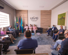 UEPG firma convênio para colaboração com Rede Feminina de Combate ao Câncer