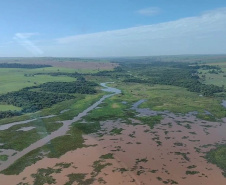 Com apoio de aeronave do BPMOA, IAT identifica irregularidades em áreas de APP 