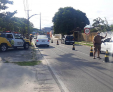 Polícia Militar desencadeia megaoperação Fortaleza no Litoral do estado com viaturas e helicóptero - 