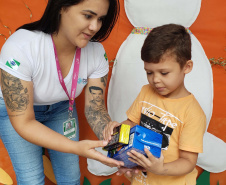 Portos do Paraná celebra Páscoa com crianças do Centro Municipal de Autismo de Paranaguá