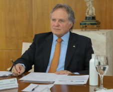Governador recebe diretor-geral da Itaipu