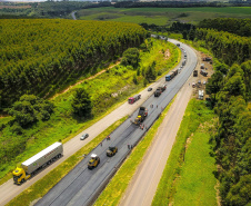 Implantação de terceiras faixas avança e traz mais agilidade e segurança para o tráfego na PR-092