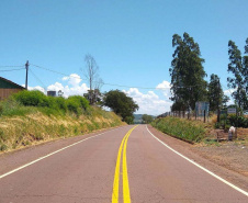 Trecho da PR-317 entre Toledo e Santa Helena recebe reforço na sinalização viária