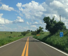 Ivaté, Douradina, Moreira Sales e Tuneiras do Oeste têm rodovias revitalizadas pelo Estado