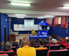 Receita Estadual leva ações de educação fiscal a alunos do Colégio Militar de Curitiba