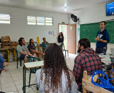 Portos do Paraná promove projeto “Trilhas do Amanhã” em comunidades ilhadas