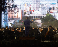 Orquestra Sinfônica do Paraná apresentou primeiro concerto da série Clássicos Sertanejos