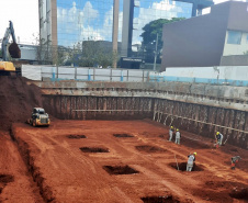 A Companhia de Saneamento do Paraná (Sanepar) está duplicando a capacidade de reservação de água do sistema de abastecimento de Apucarana, no Norte do Paraná