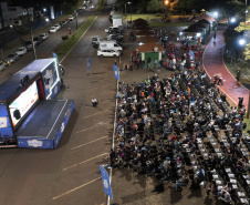 Ivaiporã recebe a primeira edição do Cinema na Praça com alegria e entusiasmo