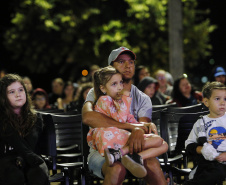 Ivaiporã recebe a primeira edição do Cinema na Praça com alegria e entusiasmo