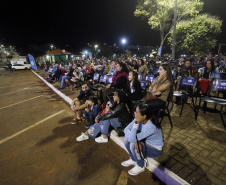 Ivaiporã recebe a primeira edição do Cinema na Praça com alegria e entusiasmo