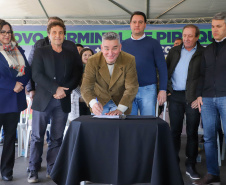 Governador Carlos Massa Ratinho Junior Assina Ordem de Serviço para construção do novo Terminal de Ônibus em Piraquara, na Região Metropolitana de Curitiba.  Piraquara, 19/05/2022 - Foto: Ari Dias/AEN