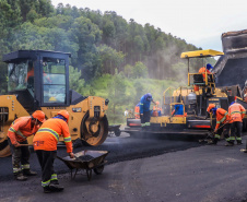 DER/PR homologa licitação para conservar 592,36 km de rodovias da região Noroeste