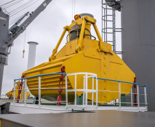 Porto de Paranaguá recebe navio com tecnologia sustentável