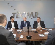  Em visita ao Tecpar, ministro da Ciência, Tecnologia e Inovações destaca papel estratégico do instituto