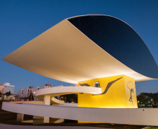 Museu Oscar Niemeyer realiza “Uma Noite no MON”