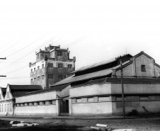 A arquiteta, urbanista e professora Iaskara S. Florenzano lança na próxima terça-feira (17), no auditório da Biblioteca Pública do Paraná, o livro Um Olhar Sobre o Patrimônio Industrial do Rebouças. 