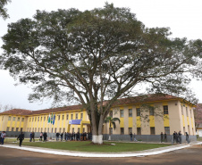 Governador inaugura nova unidade de progressão penal para recuperação de presos em Ponta Grossa